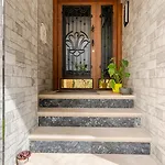 New Stylish With Panoramic Views Daire
