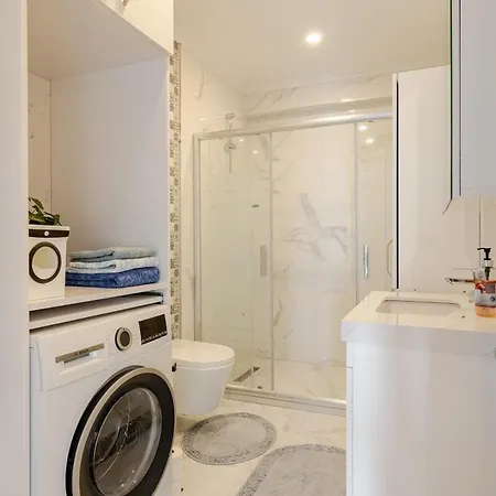 New Stylish With Panoramic Views Apartmán *