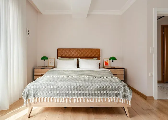 New Stylish With Panoramic Views