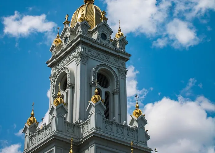 New Stylish With Panoramic Views *